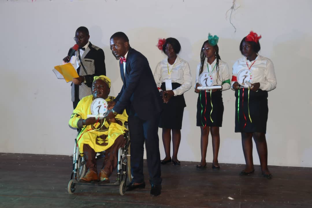 Assistance Sociale | Soutien de MajE aux Handicapés